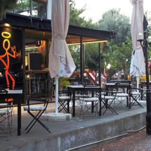 Saints Bar Pizza - Εναλλακτικοί Χώροι Δεξιώσεων - Etoimazogamo