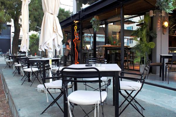 Saints Bar Pizza - Εναλλακτικοί Χώροι Δεξιώσεων - Etoimazogamo