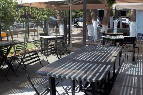Saints Bar Pizza - Εναλλακτικοί Χώροι Δεξιώσεων - Etoimazogamo