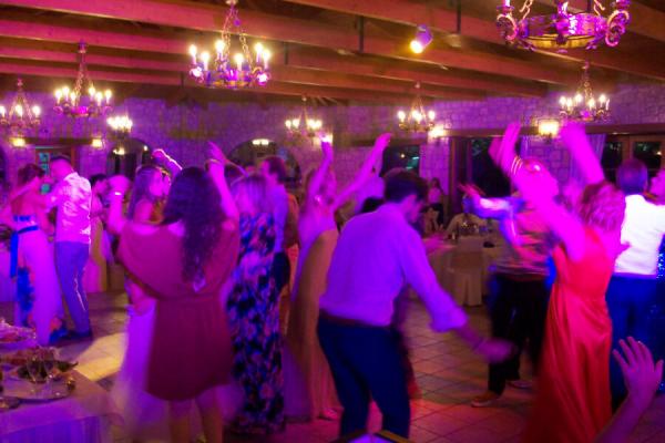 Happy Music DJ γάμου ηχητική κάλυψη εκδηλώσεων
