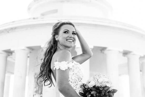Melina Korre Photo & Video